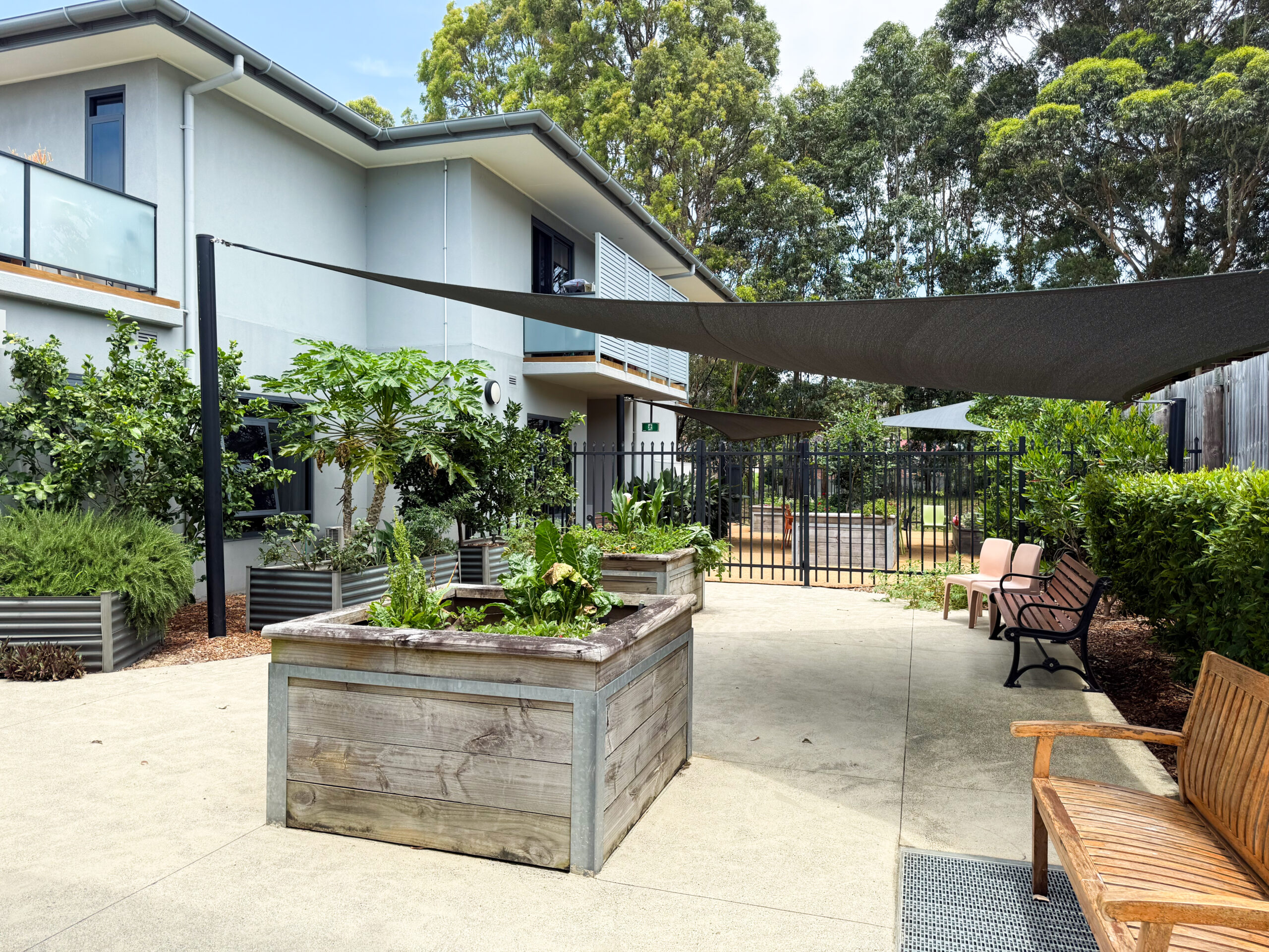 Resident fruit & vegetable gardens